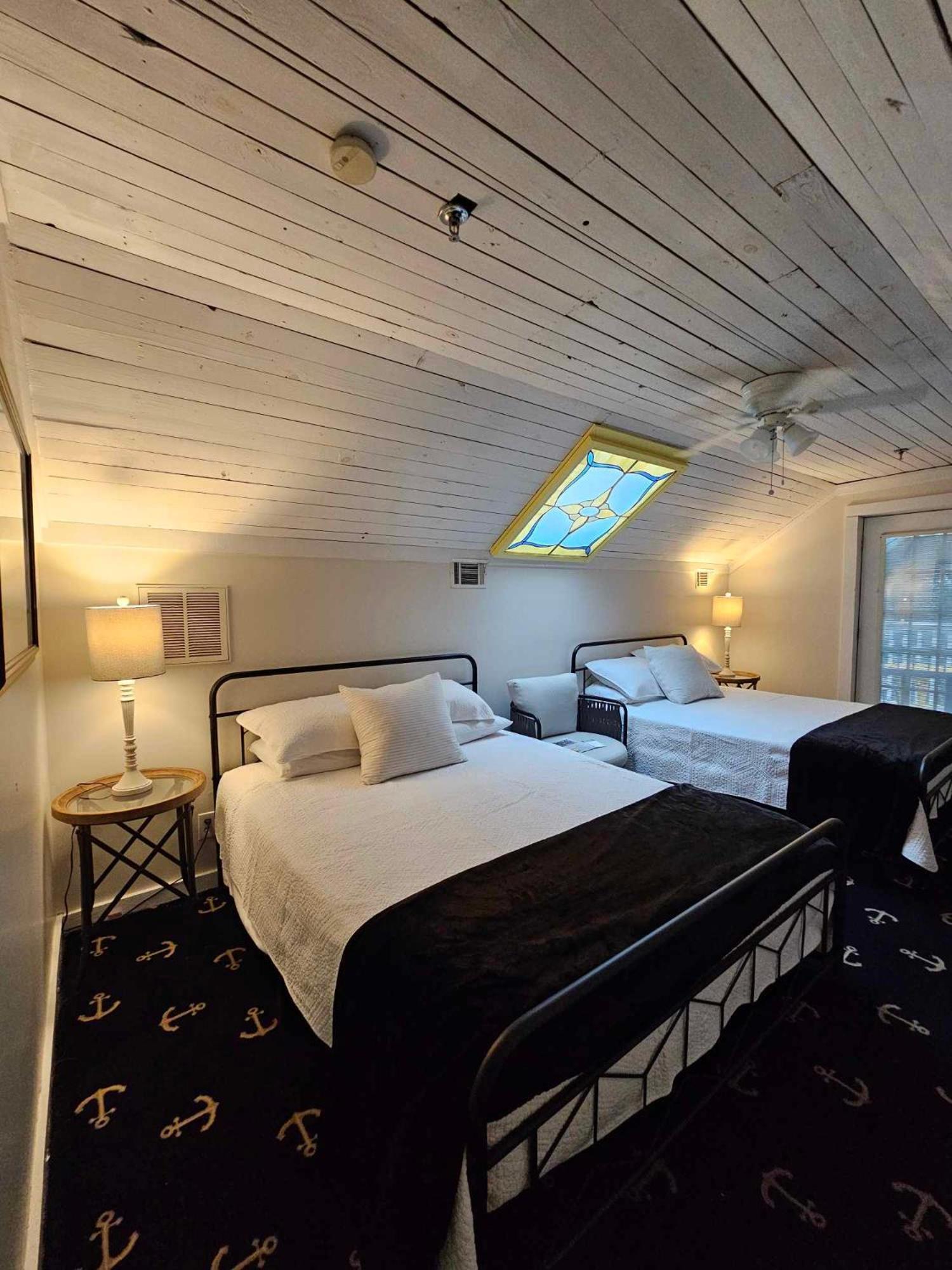Tybee Island Inn Bed & Breakfast